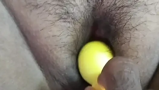 Hintli tamil tombul ev hanımı kocası tarafından parmaklanıyor ve fışkırtıyor