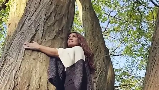 Salma hakey büyükleri seviyor