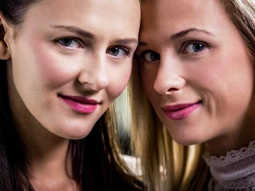 Benimle oynamak ister misin? - kristal caitlin, kira zen