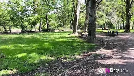 Esmer genç bebek istiyor için yapmak porno için rağmen ona eski