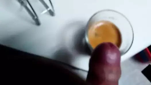 Erkek arkadaşına köle boşalması