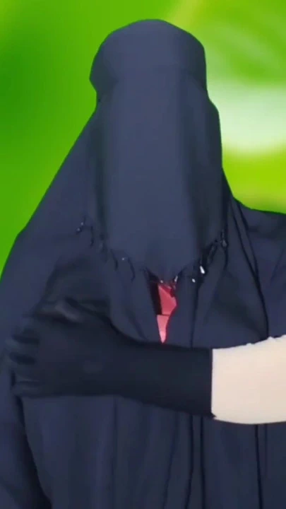 Patronum sari çıkardı ve beni domaltarak sikiyor | Klip 2