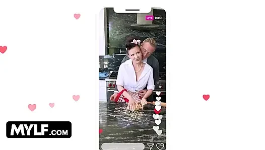 Sadık tradwife Alison Rey kocasına akla gelebilecek her şekilde hizmet ediyor
