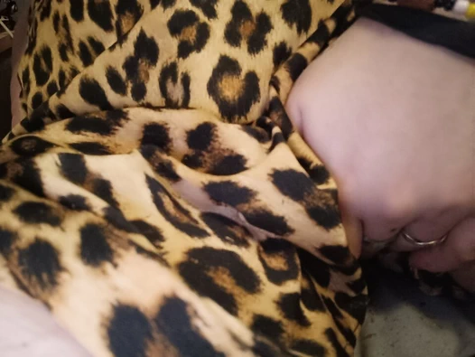 Yeni kız arkadaşımı düşünürken ateşli bir şekilde sikişiyorum