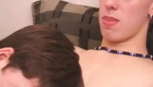 Matthew ve roar emmek ve inme