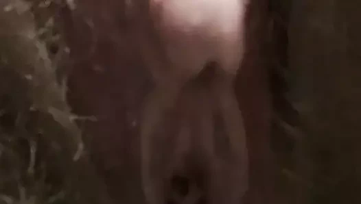 İşeme beklentisi (kameraya işemek)