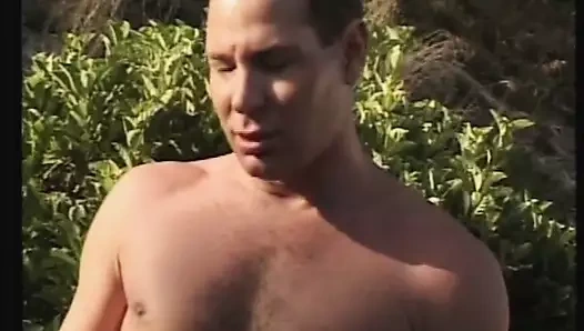 Büyük memeler ve jakuzi