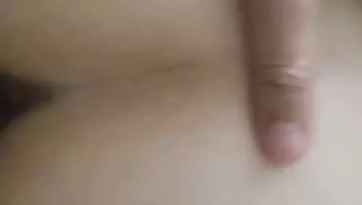 Puta büyük çük için bağırıyor