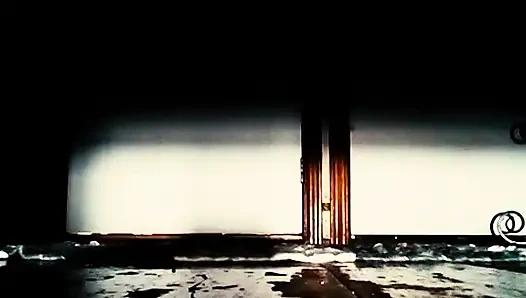 Domuz yatağımın altına saklandı şimdi oyunumu oynama zamanı geldi (ses yok)