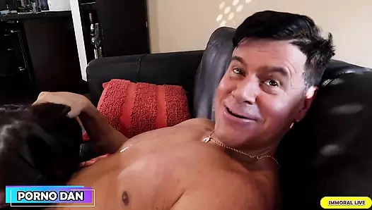 Vicky Love Jessie Clark'a ahlaksızlık sanatını öğretiyor!