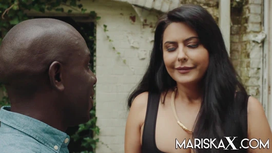 Mariskax mariska kocası tarafından bir bbc'ye teklif edildi