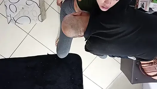 Bekleme odası seks yapmak için iyi bir yerdir.