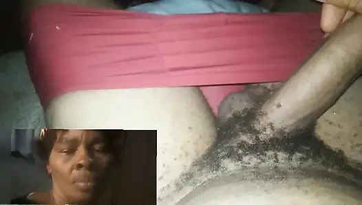 Mastürbasyon yapıyor