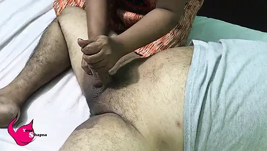 Aniden hizmetçim kocam tarafından sikiliyor, yine iyi gidiyor.