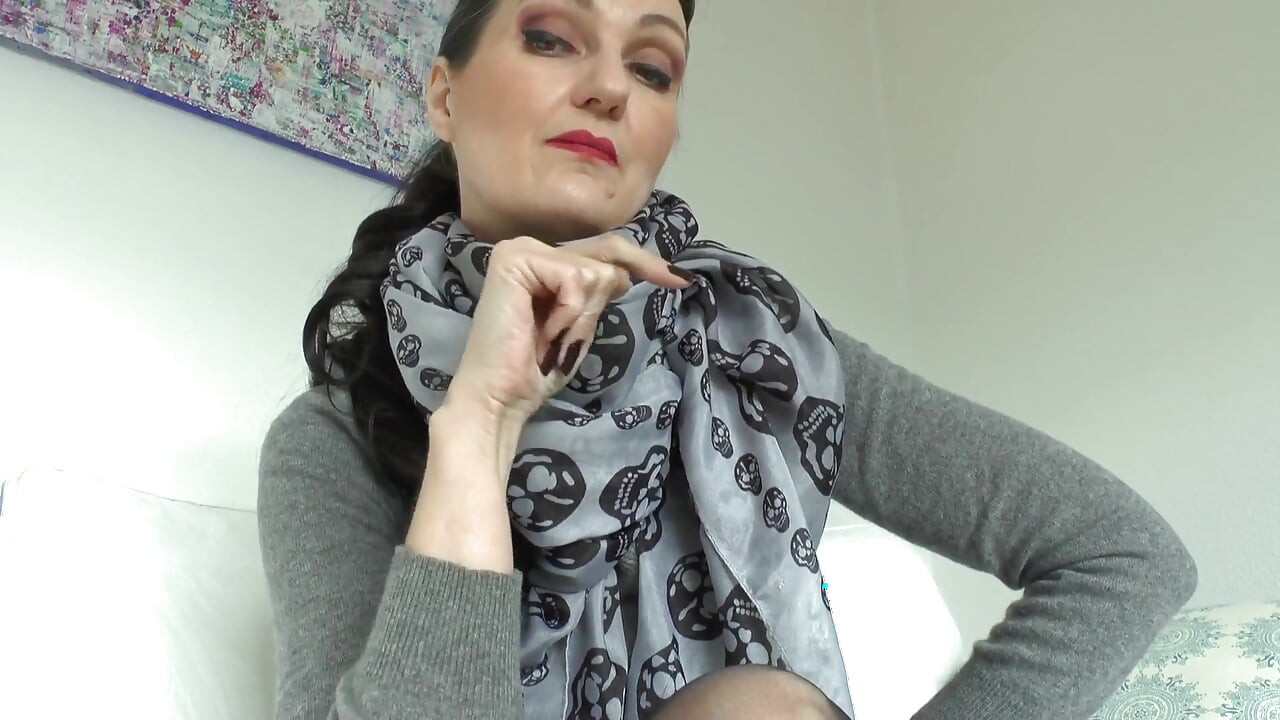 Karanlık gizemli tırnaklar bölüm 3, lady victoria valente