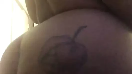 Solo çıplak bbw abanoz shake büyük ganimet ve twerking