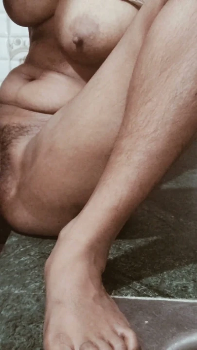 Sıcak karı mutfakta sikilme Desi Queen 01 Priya Pro 56 | Bölüm 1