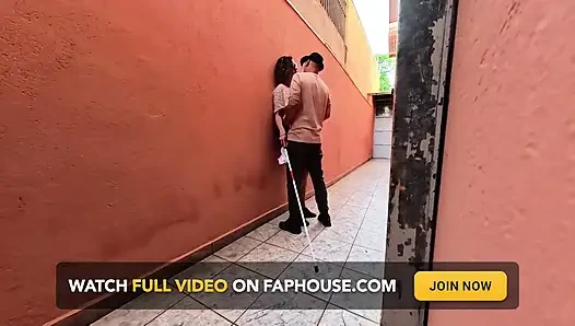 Ara sokakta kör bir kızla zamanı dondurarak sihirli alkış