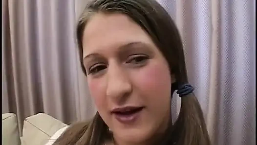 Oral ve anal seviyorum.