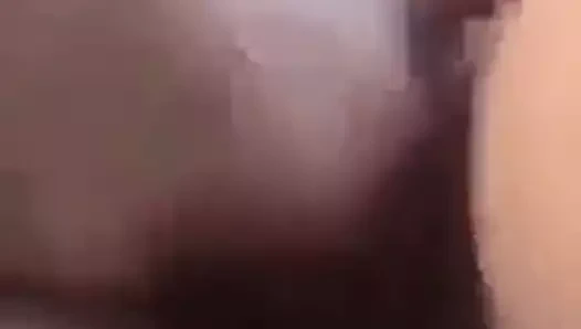 Kız kardeşim parmak boşalmak video için ona erkek arkadaş