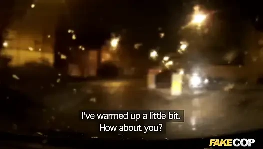 Fake cop - Maria Ryder lil hafif esaret ve göt yalamayı seviyor