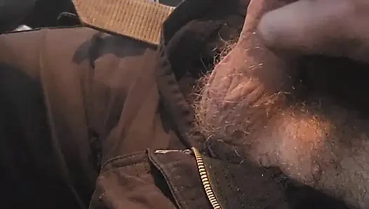 Arabada prezervatifle halka açık mastürbasyon.