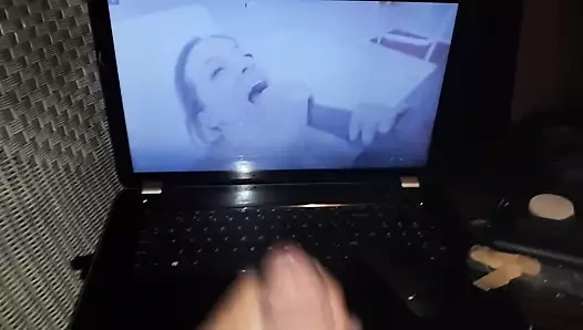 Whiteboi büyük zenci tepki veriyor