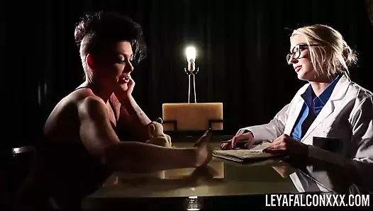 Pornstarplatinum domina jezebelle bond leya falcon tarafından yalanıyor