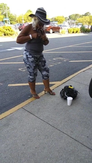 Eski kötü cheryl b