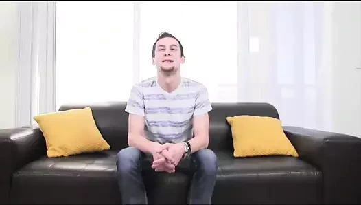 Gaycastings beau sikikleri için the ilk zaman üzerinde kamera