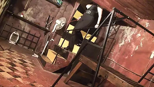 Olgun 4 sevgilisi - kaltak iki büyük horoz sürme sonra cum yiyor