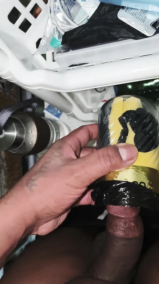 Özel oda oyuncağıyla seks