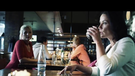 Lezbiyen içgüdülerime kışkırtıcı bir şans vermek