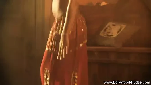 Esmer milf tanrıça itibaren asia