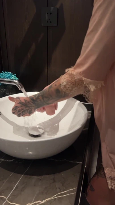 Gel de onlyfans özel hakkında konuştuklarına bak