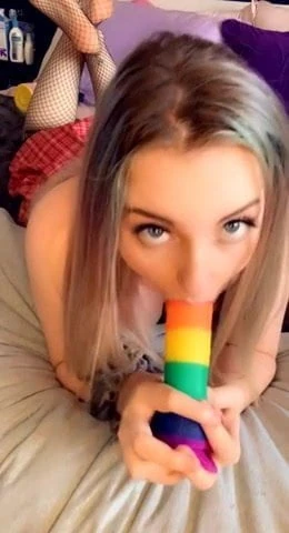 büyük yarak emmeyi seviyorum