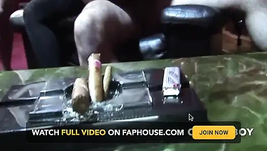 Kaltak fahişe ile 22 heteroseksüel porno premium büyük yarakla prezervatifsiz sikiliyor