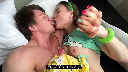 Minyon üvey kız kardeşimle sevişiyorum