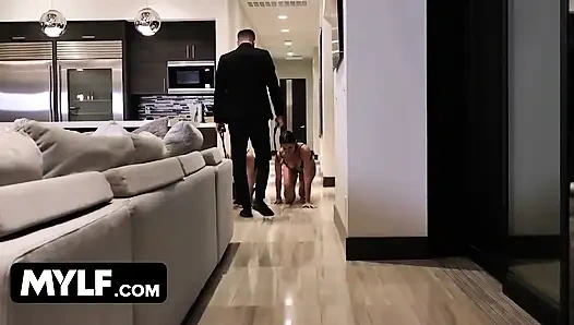 Orta yaşlı seksi kadınlar evcil sürtükleriniz olmak istediğinde - Serena Avery Sofie Marie