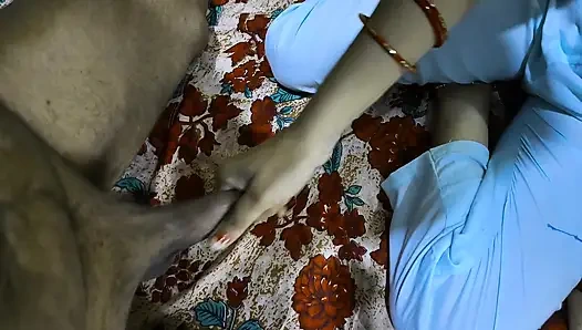 Hintli güzel kızla ilk kez anal seks