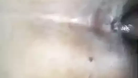 Başka bir png çift amcığını arkadan sikiyor