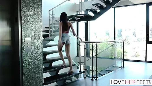 Loveherfeet - muhteşem genç büyük bir yarak şeker baba tarafından becerdin