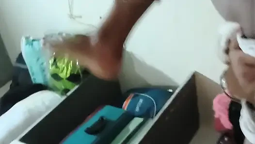Bütün gece baldızımı odada sert siktim.