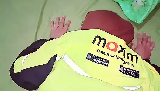 Ojol women!! The struggle of female ojol drivers looking for credit installments wants to be in full doggy style to get a 5-star rating & tip money