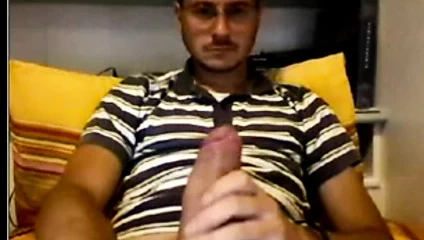 Büyük çük hoşlanır içinde web kamerası