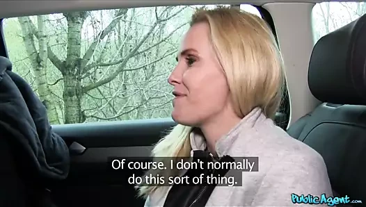 Kamu ajan, sarışın milf ile büyük göğüsler sikikleri bir yabancı