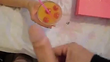 Yemeğe cum - meni kokteyli yapmak (karşılama talepleri)