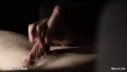 Şaşırtıcı 1080p hd İngiliz sporcu solo cumshot