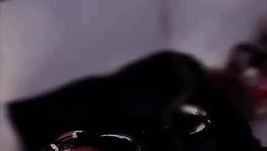 Tam sakso sürtük fest 2 chicas vs 1 büyük zenci yarağı