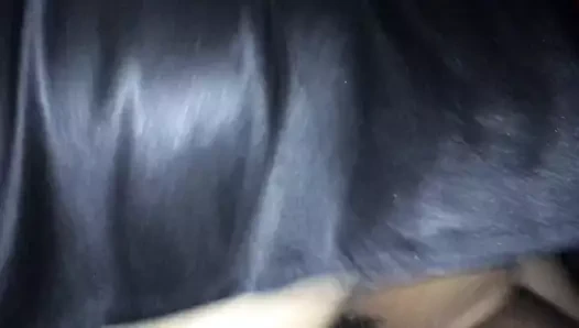 Gece yarısı sert bir bbc üzerinde zıplıyor